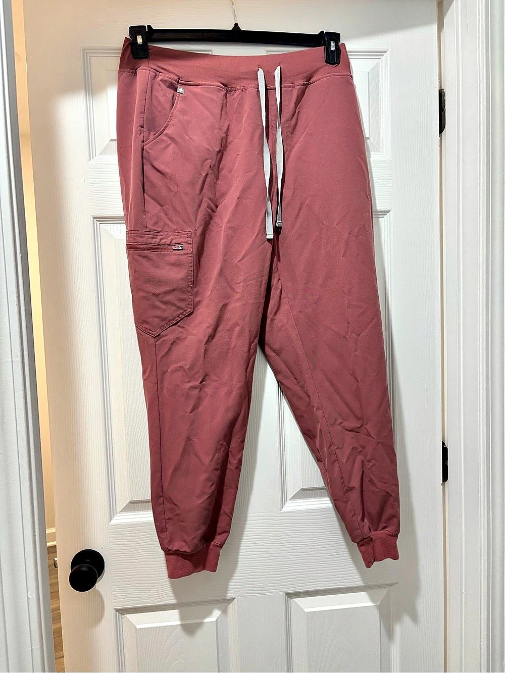 Figs Jogger scrub Pants in Pink Size XL Like New